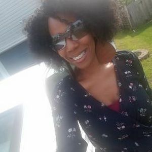 Meet your Posher, Renee